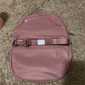 Lululemon Athletica Dusty Rose all night festival bag